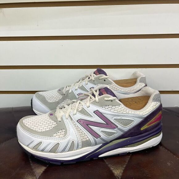 New Balance W1540WP1 White Purple Running Shoe Women's Size 10.5 B Made USA - Picture 2 of 8